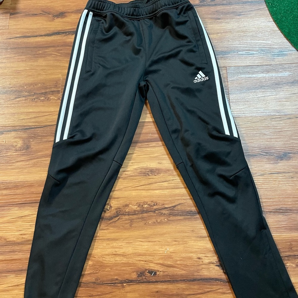 Girls medium adidas warm up pants